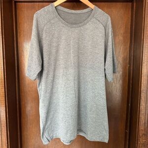 Lululemon Men’s Metal Vent Tech Short Sleeve XXL Gray